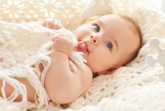 婴儿常见诡异行为 新生儿的这些奇怪表现原因
