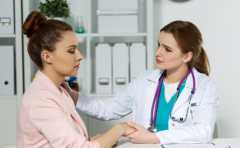 <b>身体检查女性该做哪些项目？不同年龄段，体检项目各有侧重</b>